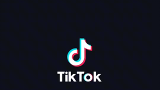 HOT TIKTOKER