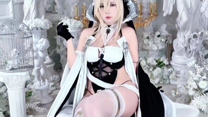 Femboy m0ntok banget🥵
