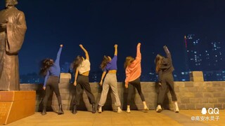 美女热舞，音乐动感
