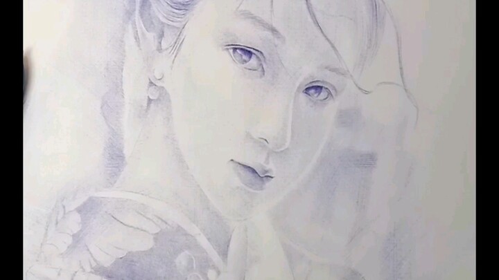 فيديو نادر يُظهر كيف عجز الإنسان المبكر عن ترويض قلم حبر جاف غير مُنتج للزيت