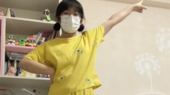 I was startled—look, a durian mooncake is dancing! qwq Happy synthesizer!