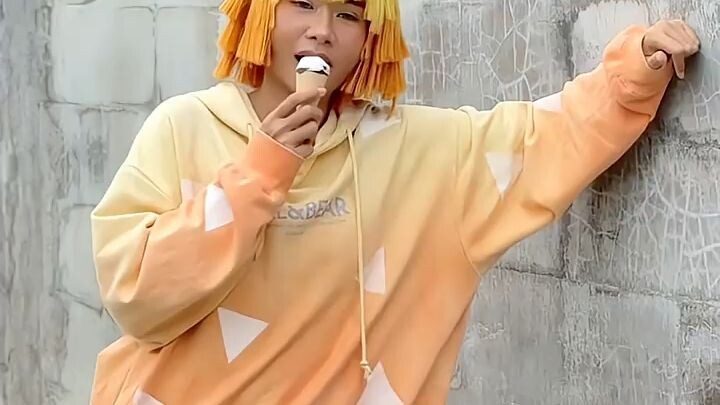 COSPLAY ANIME| saling goda dengan ice cream