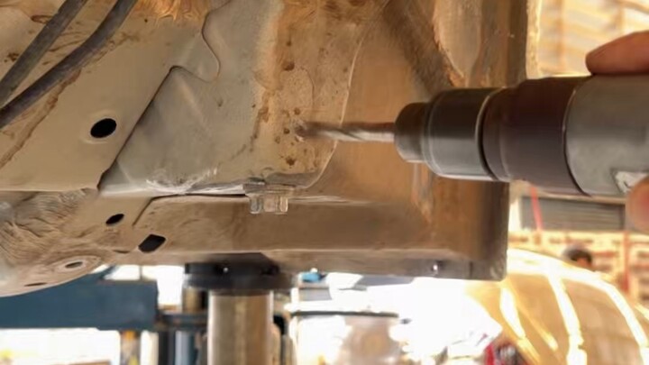 Toyota Yaris Underbody Nut Repair – Welding It Back in Place