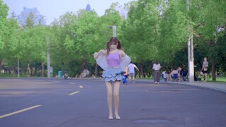 Baby-faced hot girl~❤Have a party in the park❤
