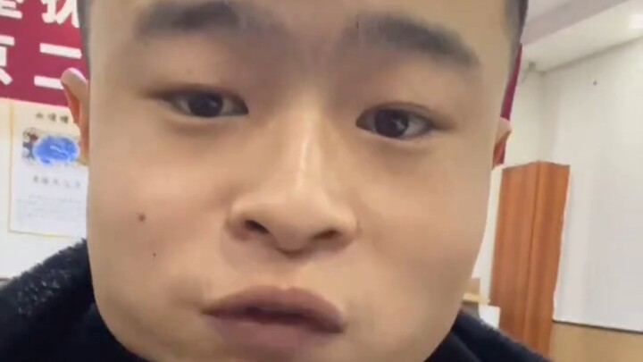 ต้ากั๋วทีวีกับการกินไอศกรีม ฉบับละคร 15 นาที ใครยังไม่ได้กินรีบเลิกซะ