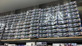 几款万代高达模型现在的市场价是多少！听歌看价格再决定买不