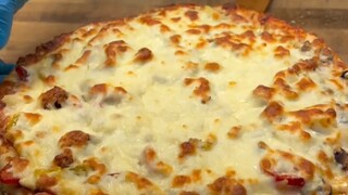 Phô mai pizza Banff, Canada rất chắc