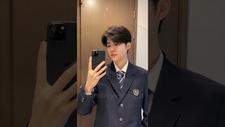 Mỗi Ngày Ngắm Một Cô Nàng Đẹp Trai #2 || Lăng Nhất - 凌一。