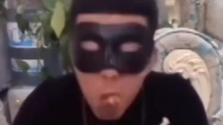 أصعب من العثور على شريحة (نسخة البرغر الصغير)