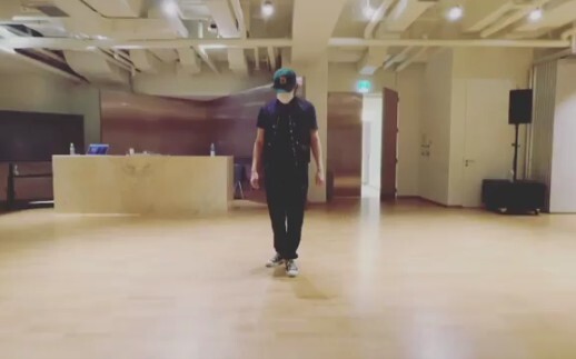 Sehun's IG update: super cool dance – This is me