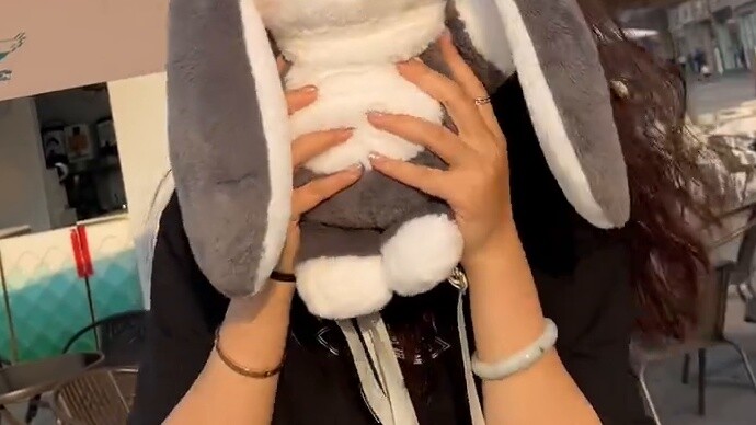 The Huhu Sleeping Pam backpack is so cute!