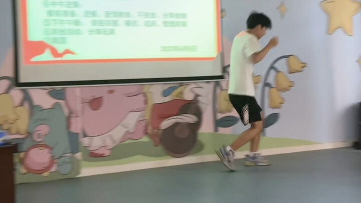Pre-school final exam, no teaching aids performance, old iron children