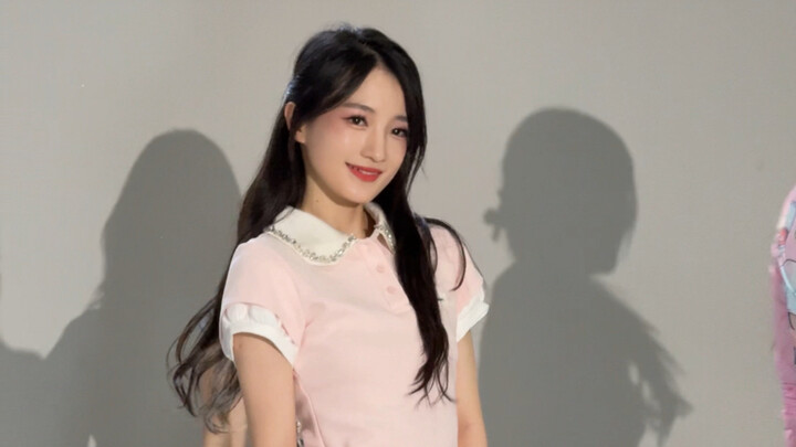 แล้วคุณชอบสไตล์ไหน | ฉันก็รับตำแหน่งเต้นหลักด้วย | hearts2hearts-style ท่าเต้นของ Eun ปรมาจารย์ทองขอ