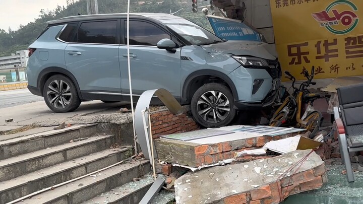 45 hari dapat SIM, hari ke-46 bongkar tempat kursus mengemudi