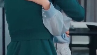 Gadis itu dipaksa berpisah dengan CEO, ketemu 10 tahun kemudian. CEO_ Dia wanita yang kusayang!
