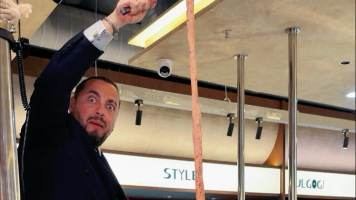 لنعرّف الأجانب الذين لا يأكلون الأحشاء: أمعاء البقر المقرمشة والمليئة بالدهن لذيذة للغاية! #TC_في_ال