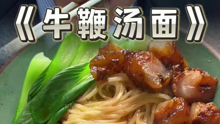 Mì gân bò yêu thích của anh Hoa