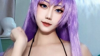 This might be the flattest Lilith cosplay you've ever seen online.