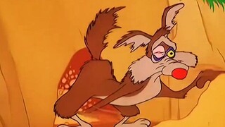 The crooked wolf tried his best to steal the sheep, but unfortunately he still found nothing and was