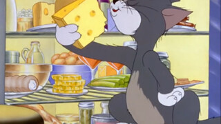 Tom must come from a wealthy family; there's so much food at his house!