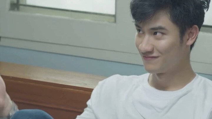 The Deep Blue Kiss scene is so funny. I was so flustered that I even put my clothes on backwards. Ha