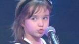 Cute Little Girl Singing 'L'Anisello Nunù'