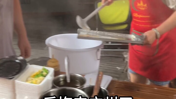 Hối hận vì đã đến Quảng Châu! Dậy sớm đi tập thể dục, ai ngờ lại gặp ngay bữa sáng Quảng Đông...