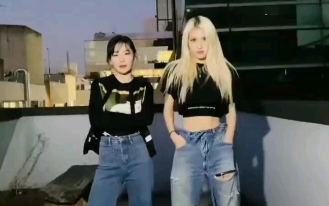 تحدي ريد فيلفيت سولجي وسومي "XOXO"