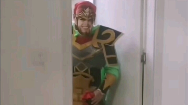 كل شيء في هذا العالم يمكنني أن أحوِّله إلى شكله 😅