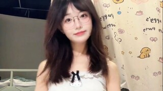 [No. 013: Sui Sui Classmate_] Junior Female Schoolmate—(A Plan to Collect 1,000 Beautiful Women from