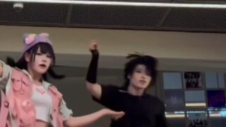 I support the main character group's debut