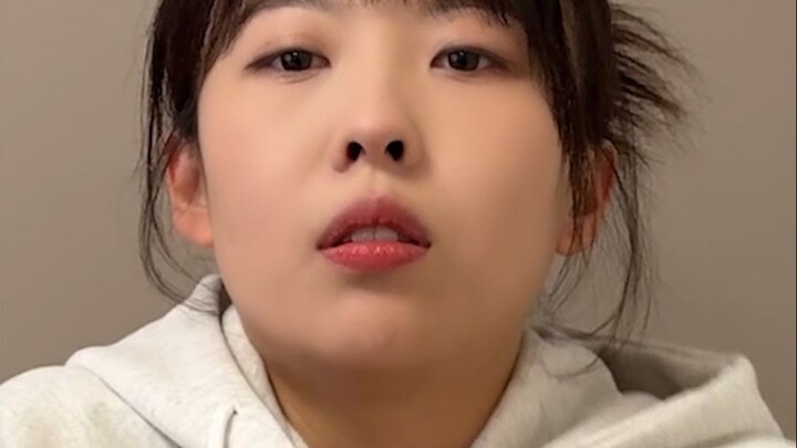 Liu Yue: Sigh~—————(This isn't a dash; it's the heartbeat of me at work)