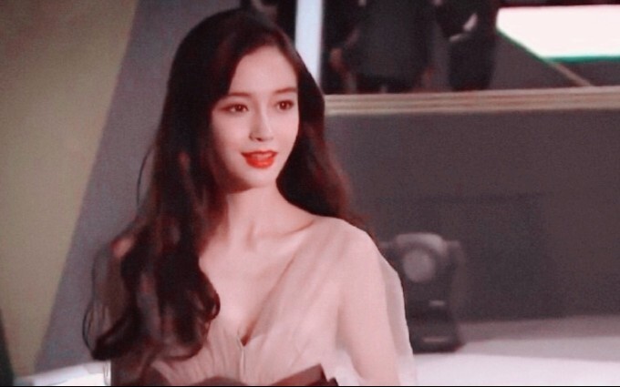 [Chinese and Korean Goddess] You don’t care whether I’m pure or charming, I can be as beautiful as I