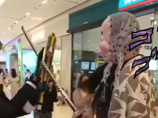 试问:当着钢铁冢的面折断剑会发生什么