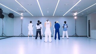 Stray Kids "Ceremony" Dance Practice