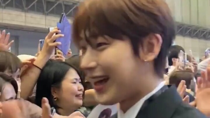 فو باو تحظى بشعبية كبيرة في اليابان! (يرجى الانتباه إلى مستوى الصوت)