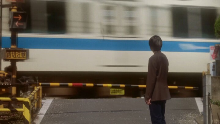 Jarak yang Mendewasakan Hati - 5 Centimeters per Second
