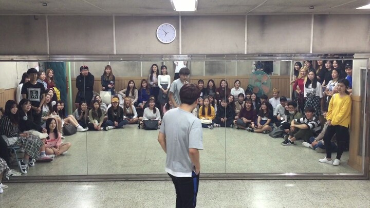 طلاب النادي يرقصون ريمكس لأغنية SEVENTEEN - VERY NICE