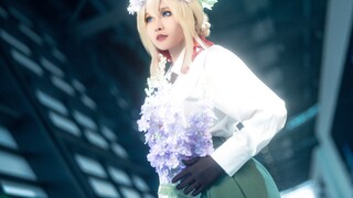 Tôi chỉ thích những cosplayer không thể di chuyển. Không sao cả, tôi sẽ hành động.