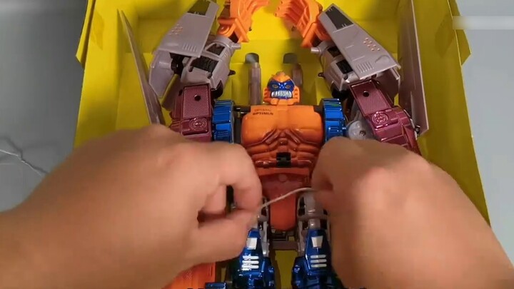 [เงินมากมาย] กัปตันอุรังอุตัง 4-Transformation ใหม่ล่าสุด Transformers Super Warriors Metal Transfor