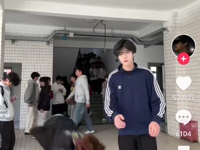 [tiktok] Dân mạng nước ngoài xem video trừu tượng về trai đẹp Trung Quốc