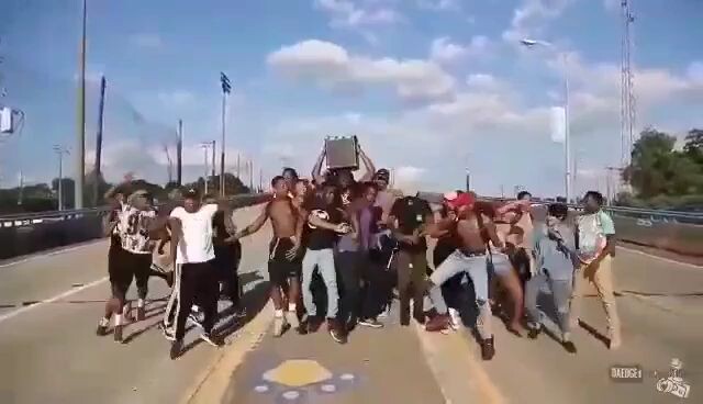 super idol nhưng phiên bản vn