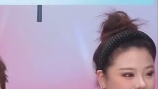 Đàn ông chỉ có được việc làm lương cao nếu họ bán mình