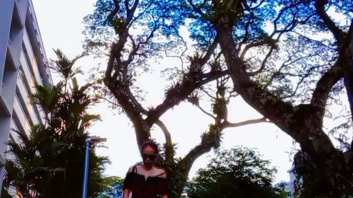 sekali" posting ini ngk papa kan guys 😂😂😂