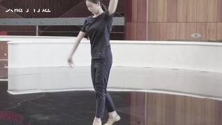 One-minute dance class Wang Yabin teaches Chinese dance