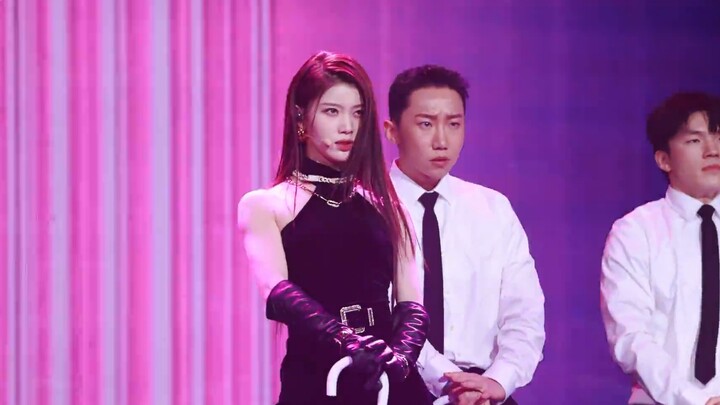 Ảnh quạt ngang Kep1er Shen Xiaoting WADADA 1216