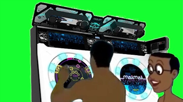 Người chơi nhạc game đang chơi maimai