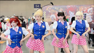 漫展看到她们四个惊了