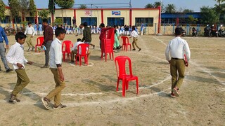 दौड़ने की कुरसी के लिए। कुर्सी दौड़ । स्कूली बच्चों के लिए मजेदार खेल | Hss Rampur विद्यालय के लिए