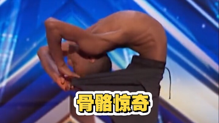 Chàng trai da đen có cơ thể kỳ diệu: đến cả cột sống cũng có thể bẻ gập 180 độ – Quả là kỳ tài!